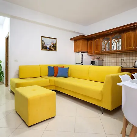 Berat Central Apartment * Μπεράτ