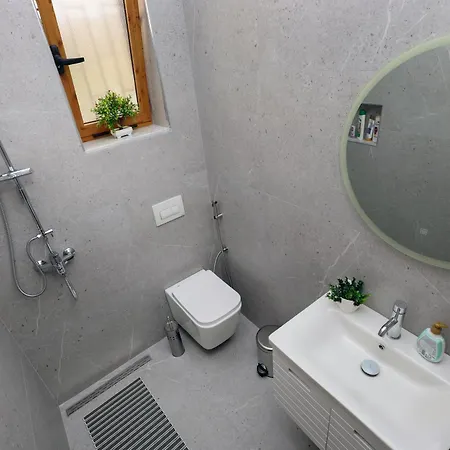 Berat Central Apartment * Μπεράτ