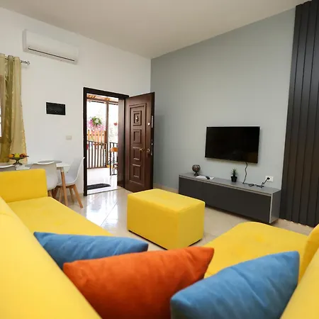 Berat Central Apartment Διαμέρισμα