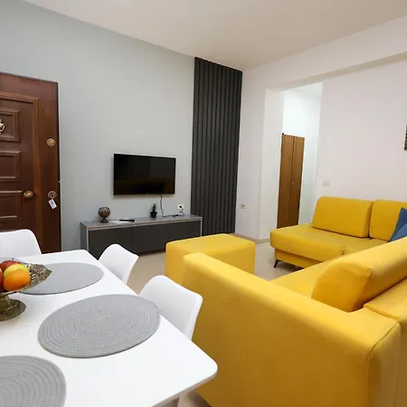 Berat Central Apartment Διαμέρισμα