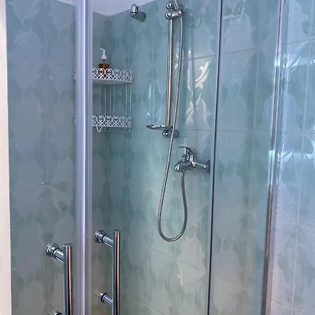 Lucas Apartamento Tirana